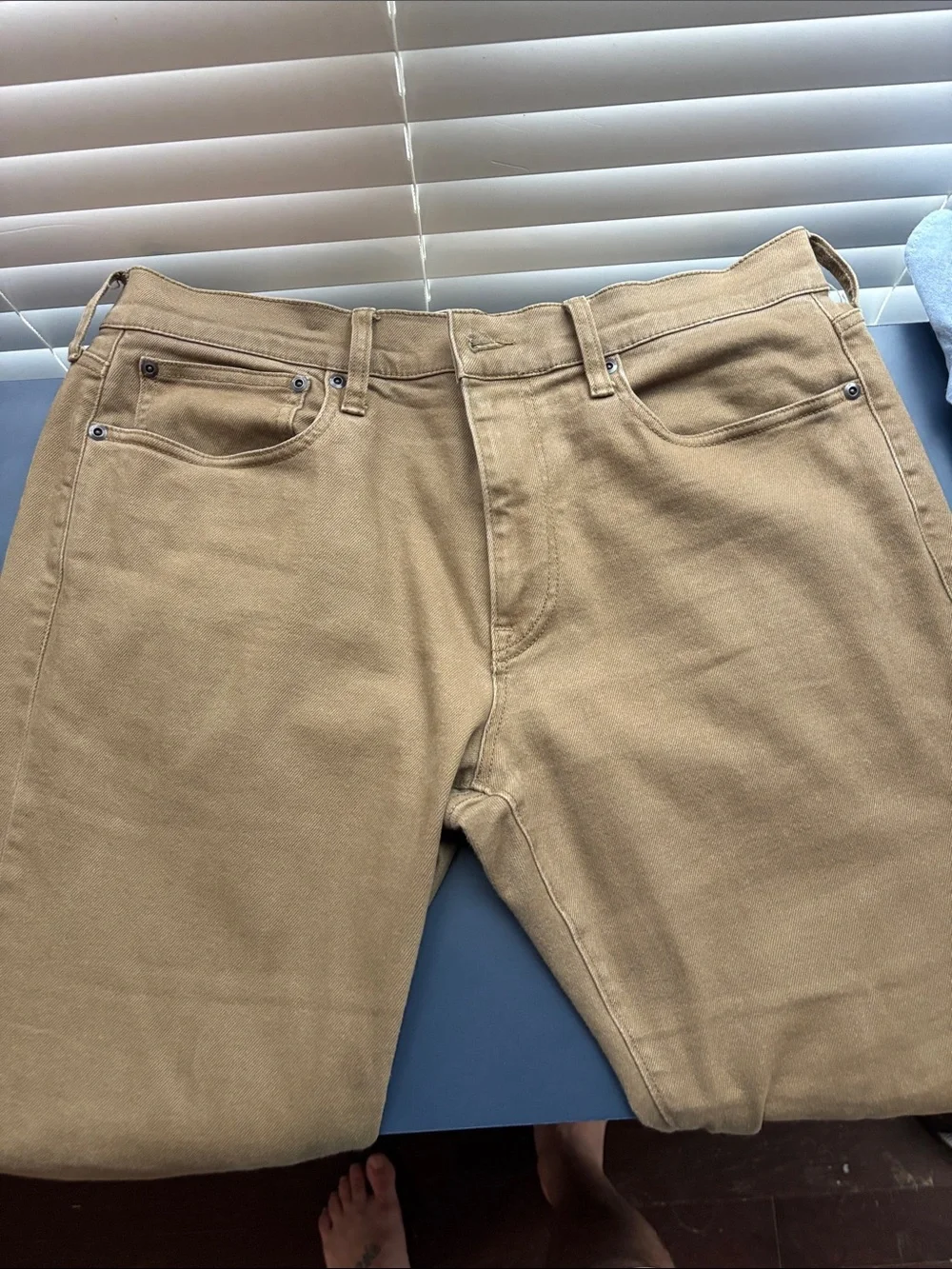 J. Crew Men’s 770 5 pocket in Olive brown